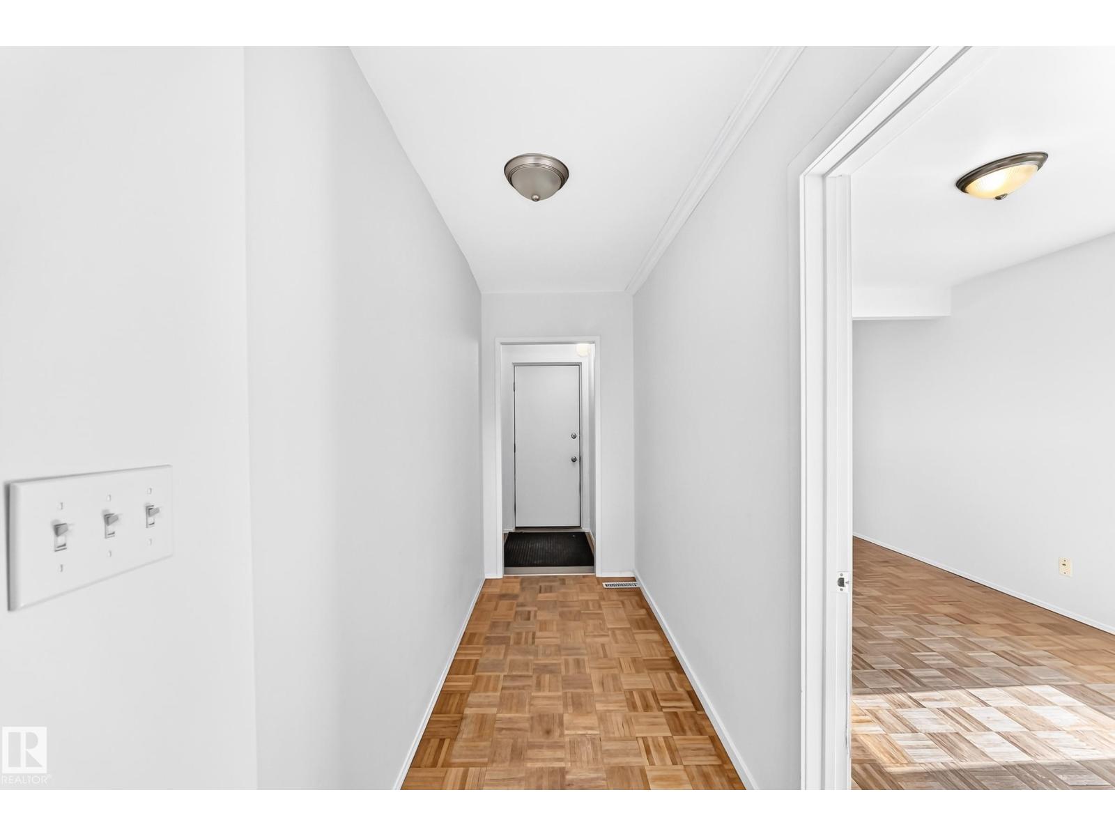 9536 155 St Nw Property Photo 21