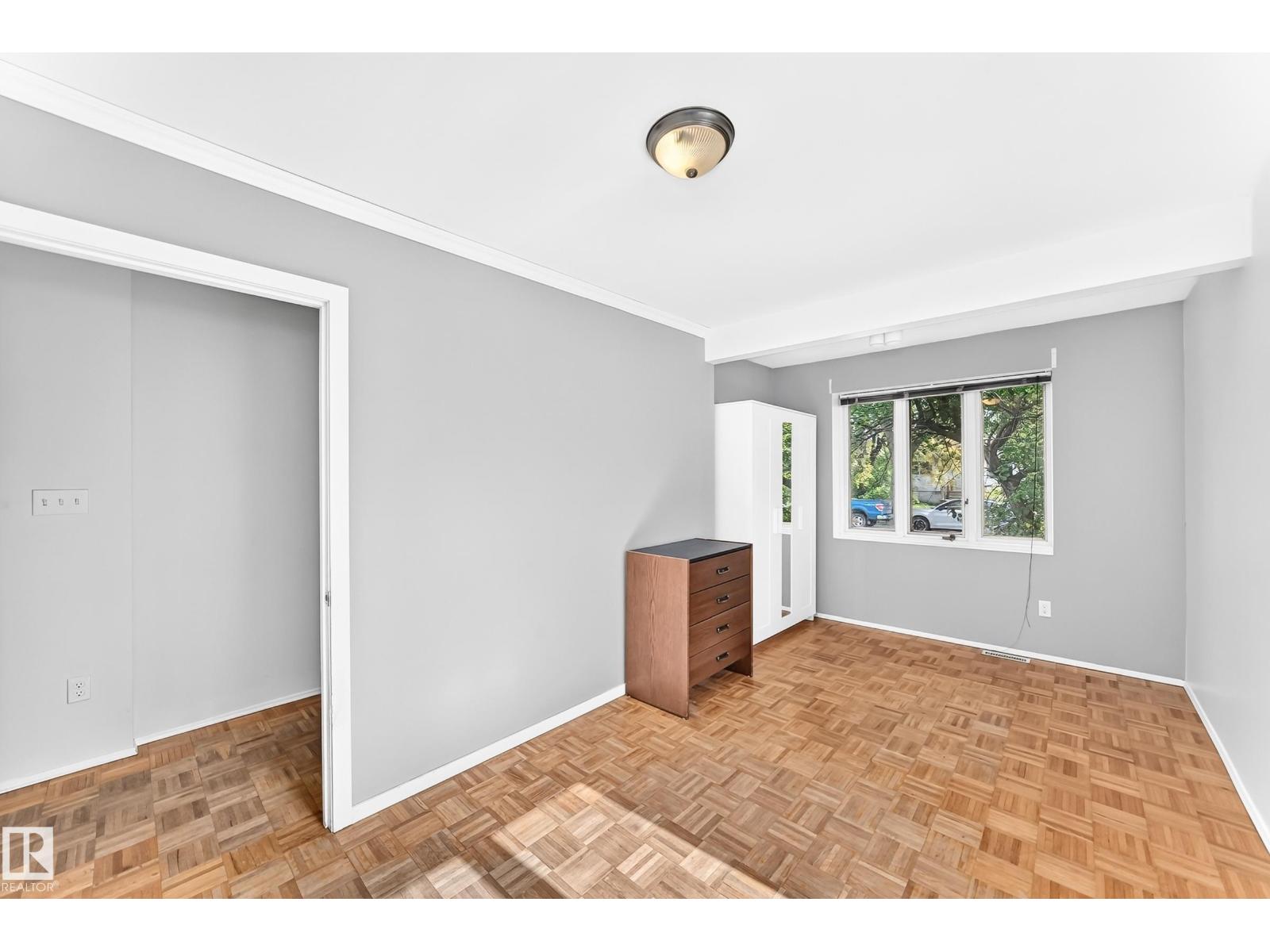 9536 155 St Nw Property Photo 23