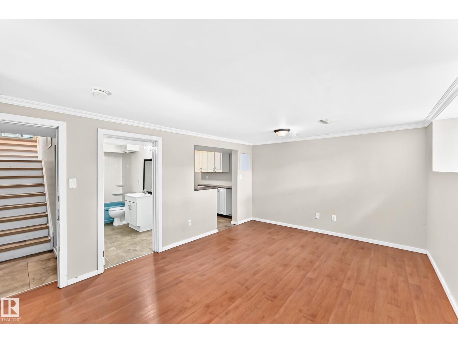 9536 155 St Nw Property Photo 36