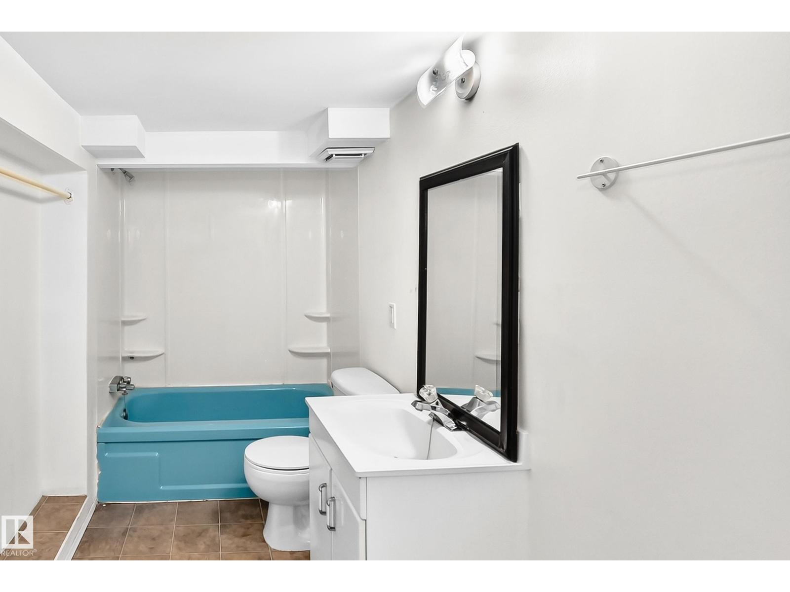 9536 155 St Nw Property Photo 44