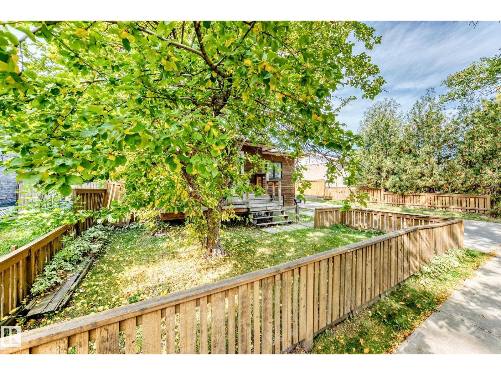 9536 155 St Nw Property Photo 57