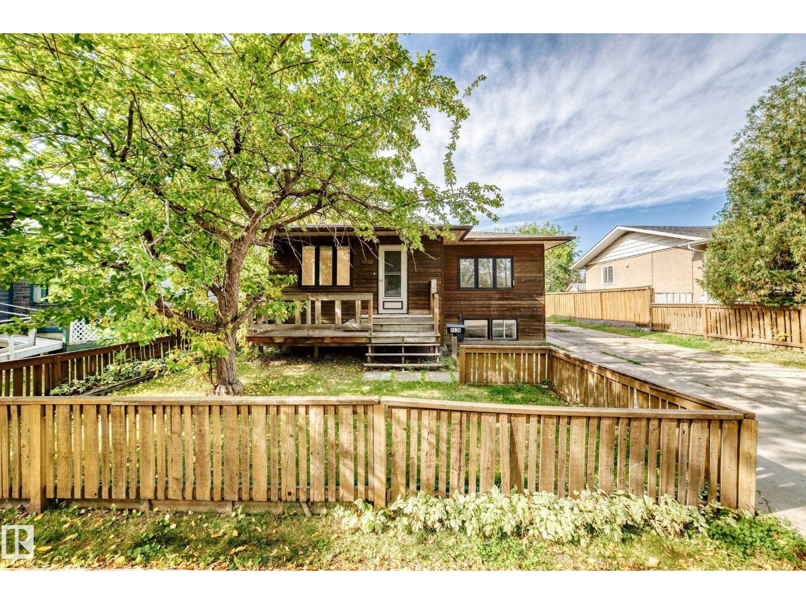 9536 155 St Nw Property Photo 59