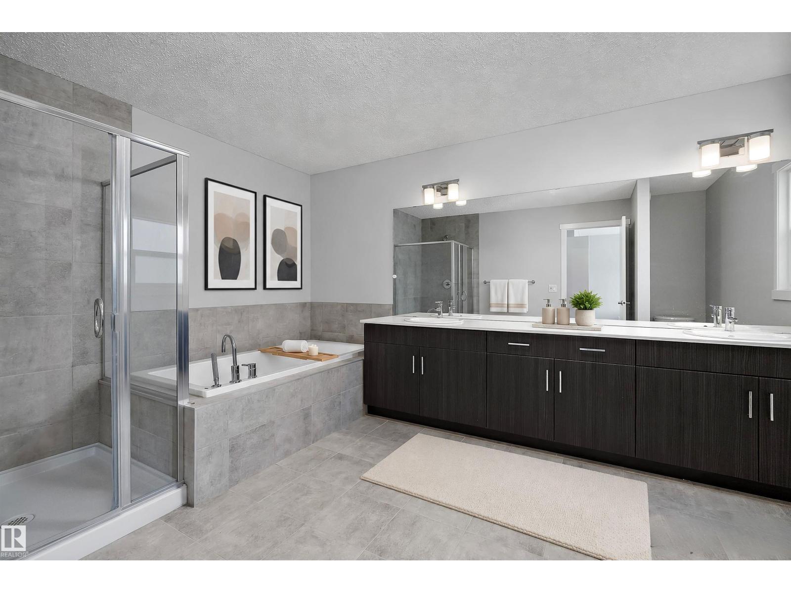 9227 223 St Nw Property Photo 18