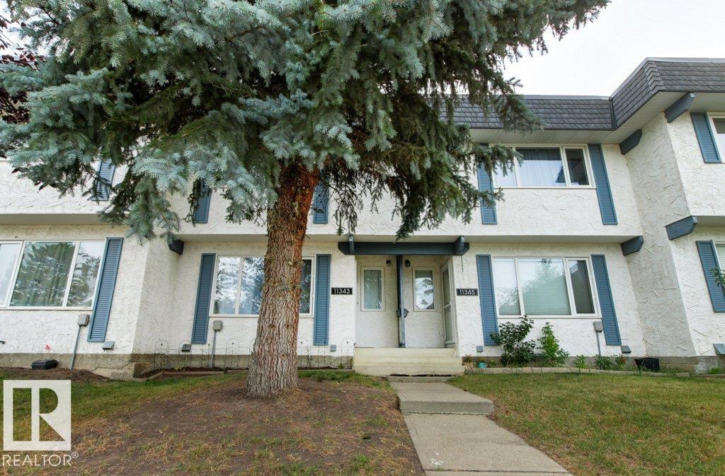 11343 22 Av Nw Property Photo 1