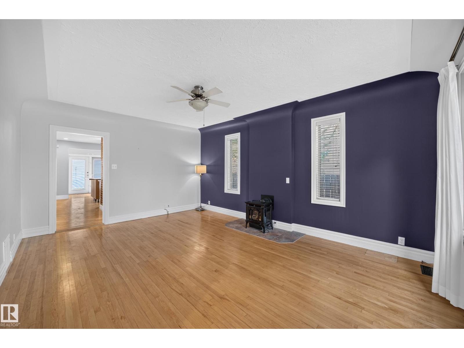 9615 75 Av Nw Property Photo 5