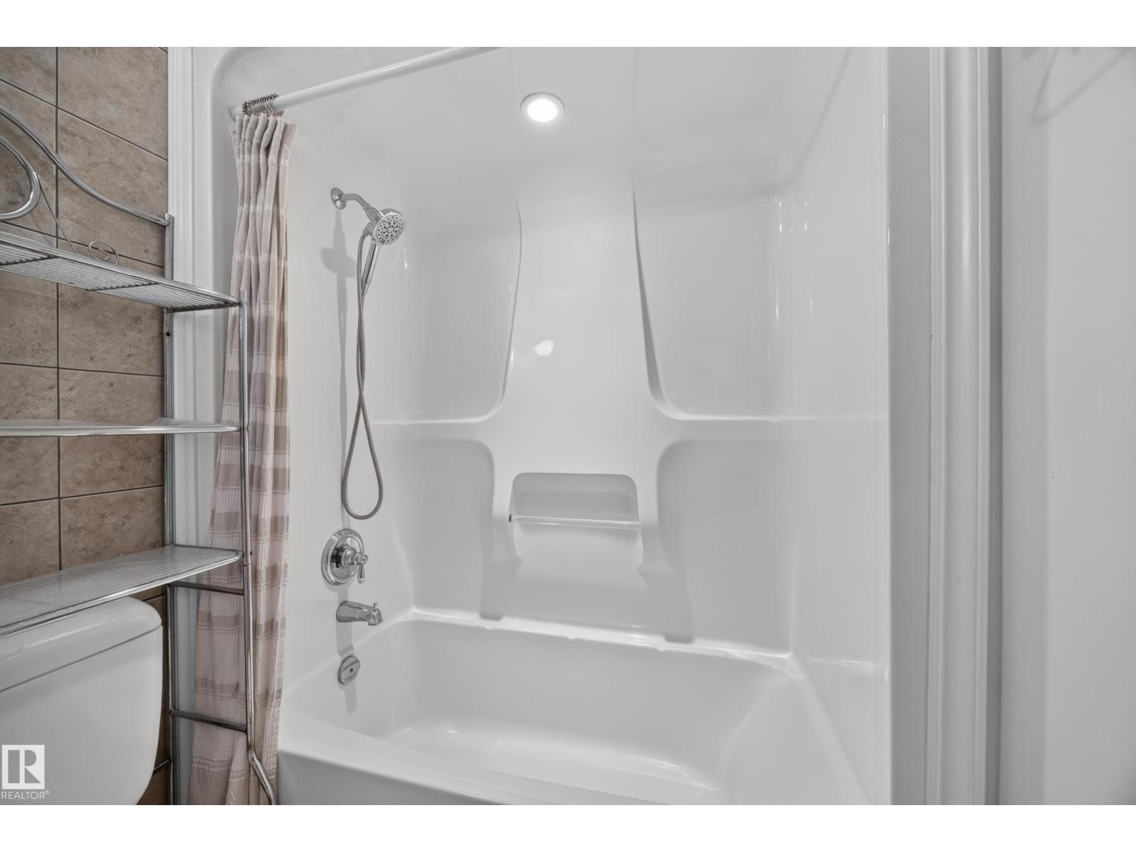 9615 75 Av Nw Property Photo 19