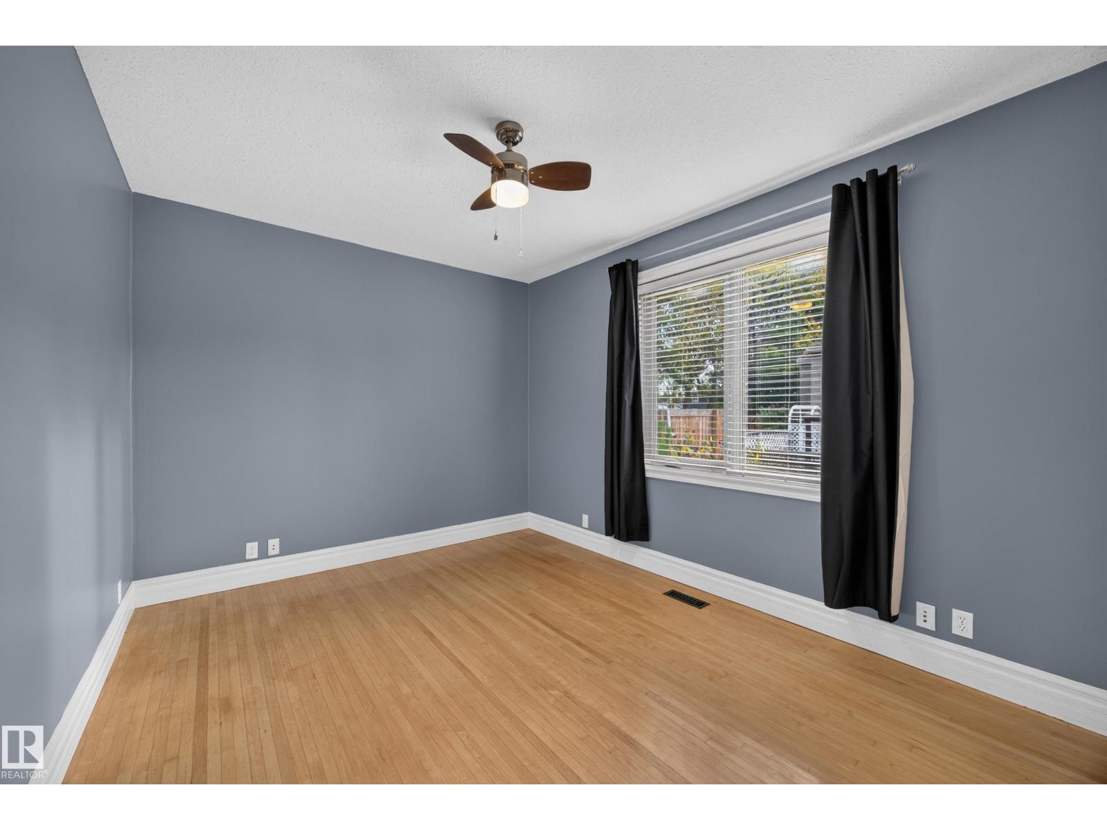 9615 75 Av Nw Property Photo 21