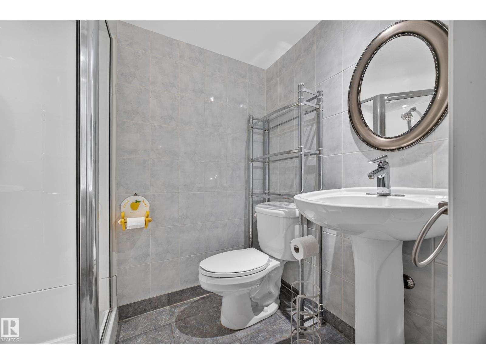 9615 75 Av Nw Property Photo 30