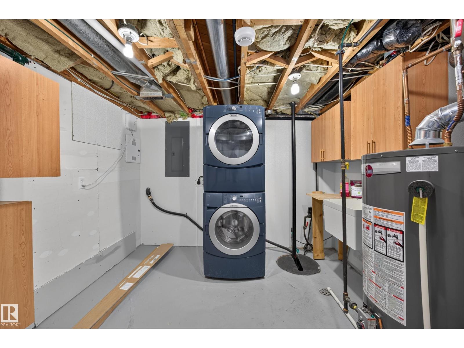 9615 75 Av Nw Property Photo 34