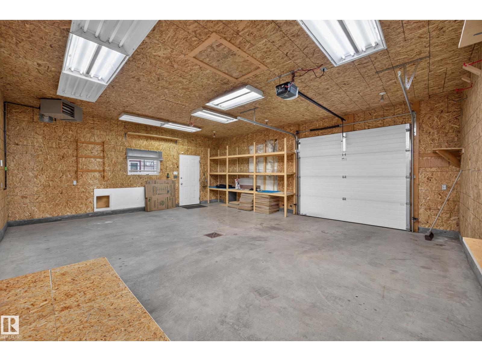 9615 75 Av Nw Property Photo 41