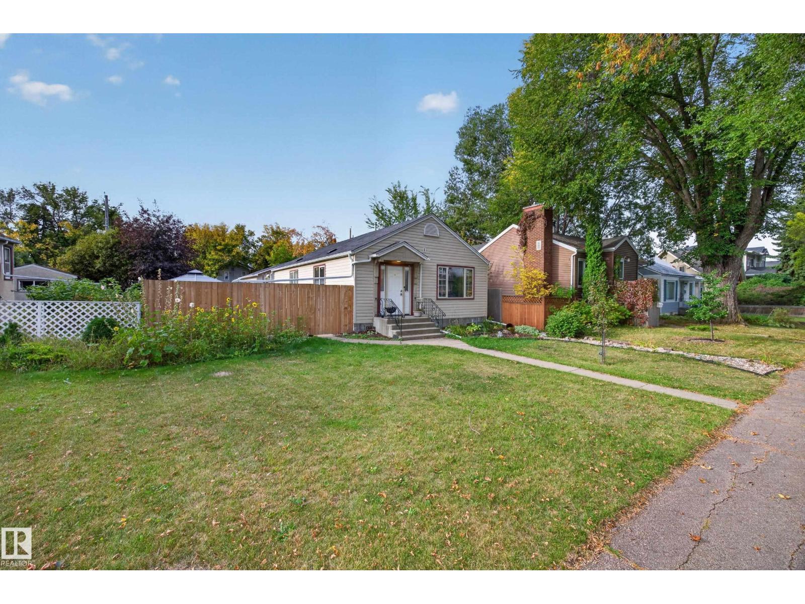9615 75 Av Nw Property Photo 50
