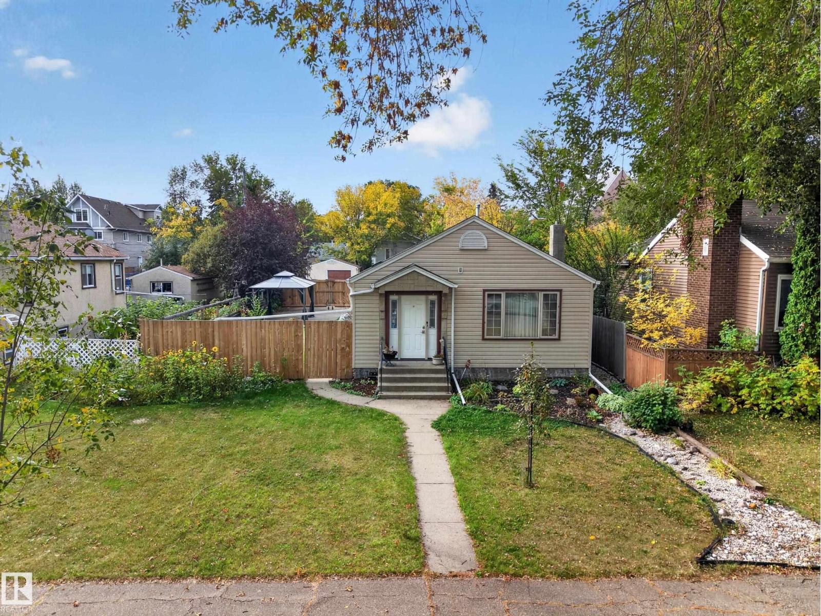 9615 75 Av Nw Property Photo 51