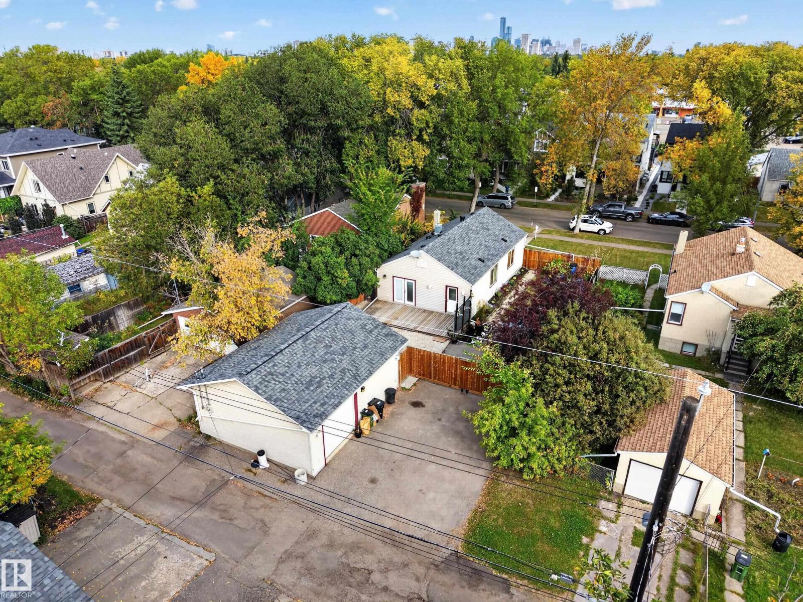 9615 75 Av Nw Property Photo 52