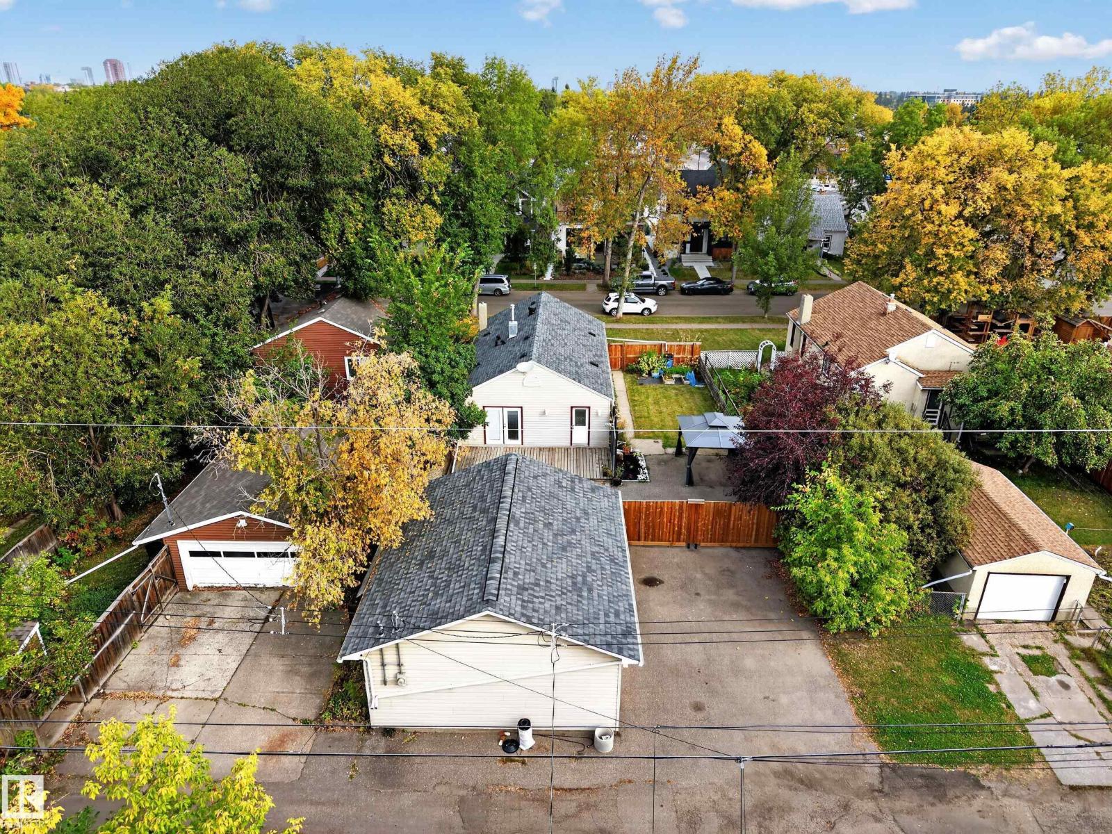 9615 75 Av Nw Property Photo 53