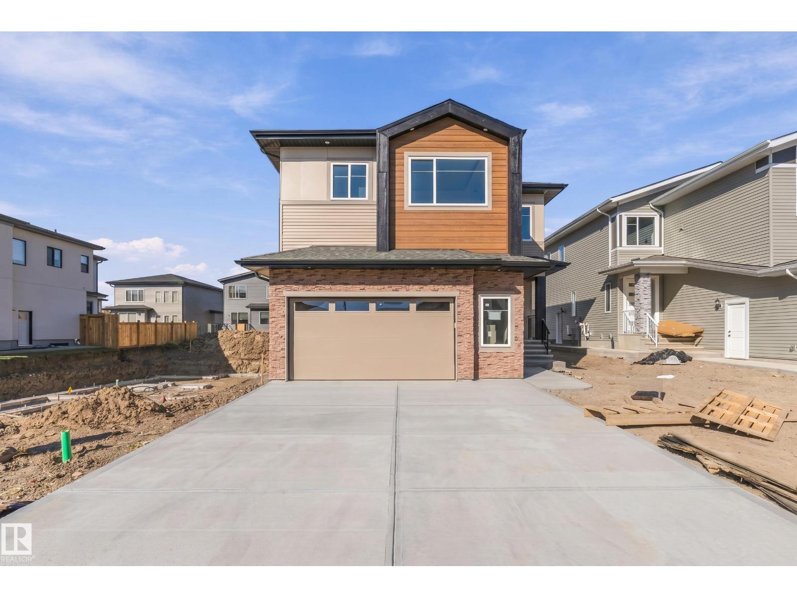2720 63 AV Property Photo 1