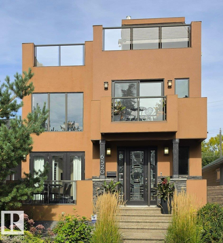 6520 111 AV NW Property Photo 1