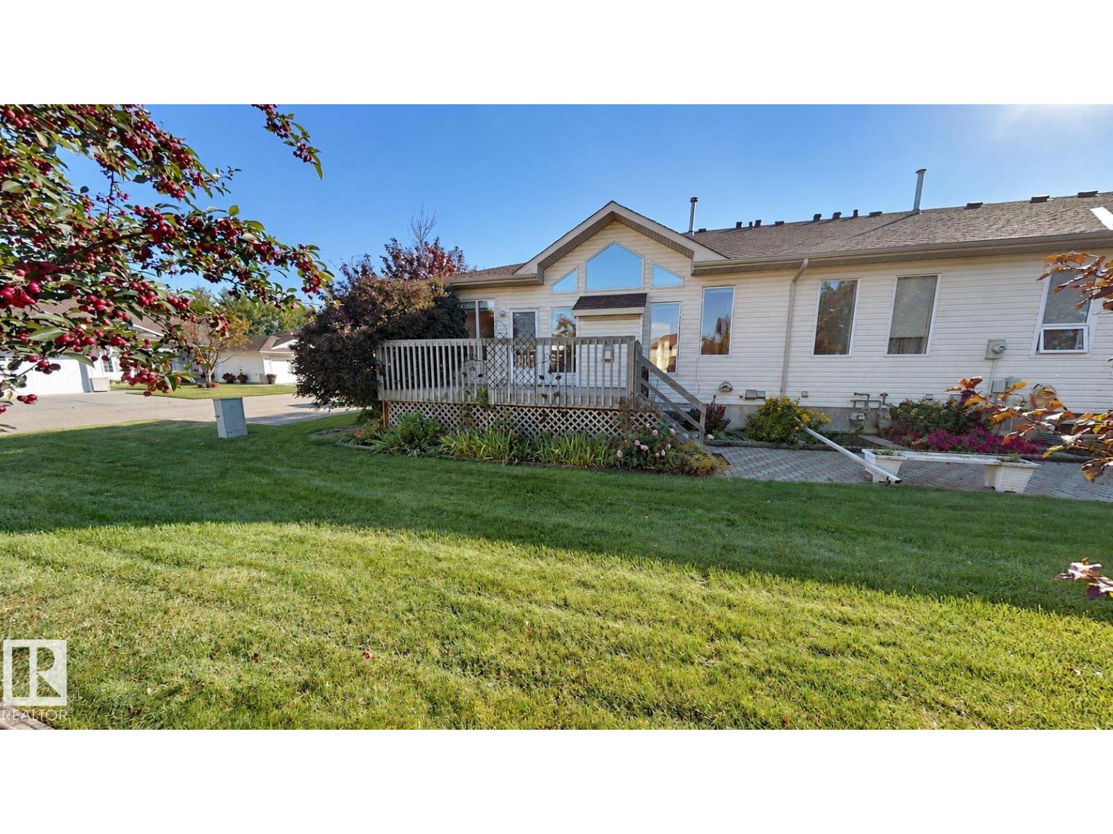 #323 Ravine Villas Property Photo 2