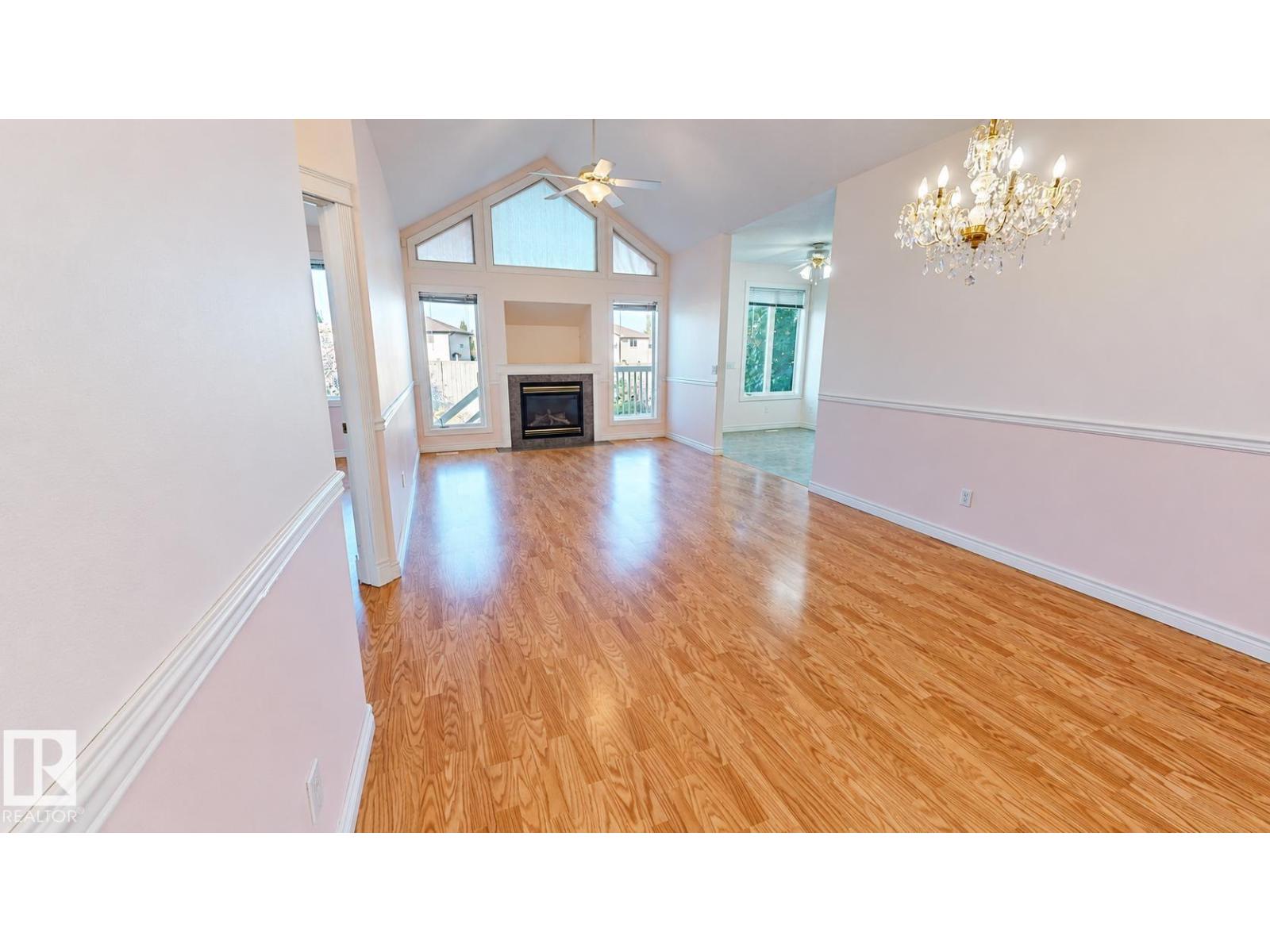 #323 Ravine Villas Property Photo 12