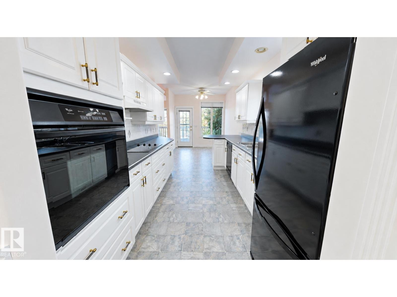 #323 Ravine Villas Property Photo 16