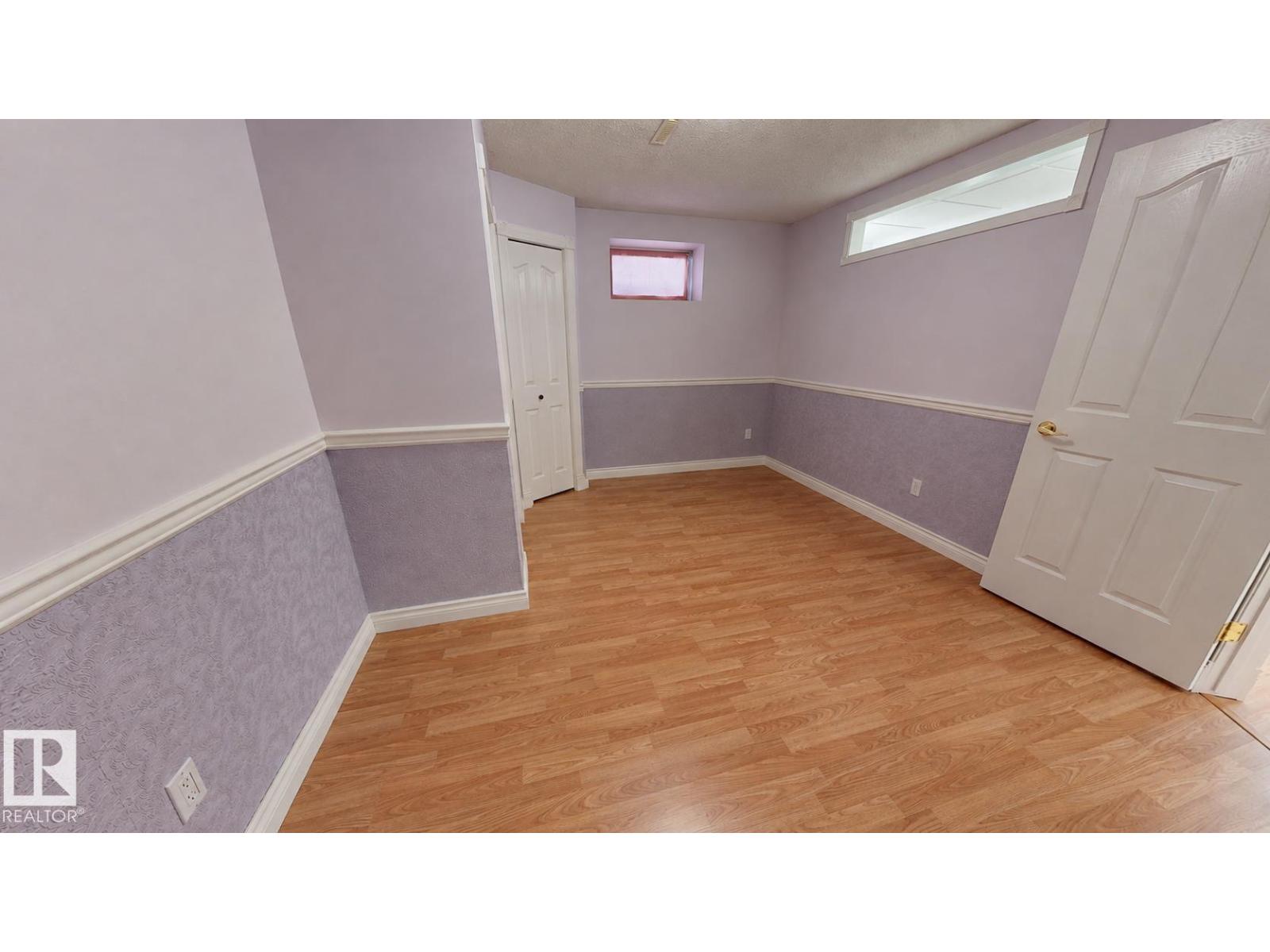 #323 Ravine Villas Property Photo 28