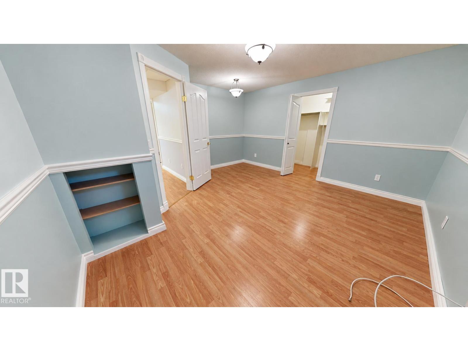 #323 Ravine Villas Property Photo 32