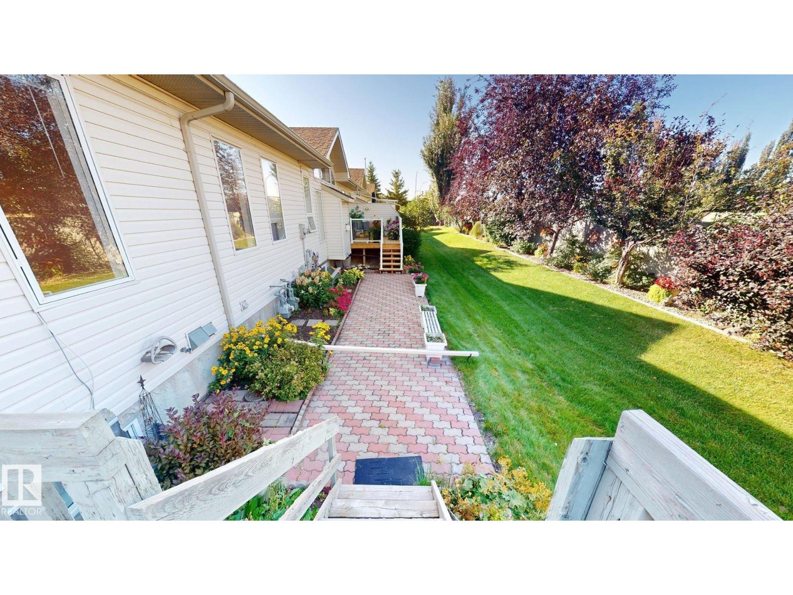 #323 Ravine Villas Property Photo 38