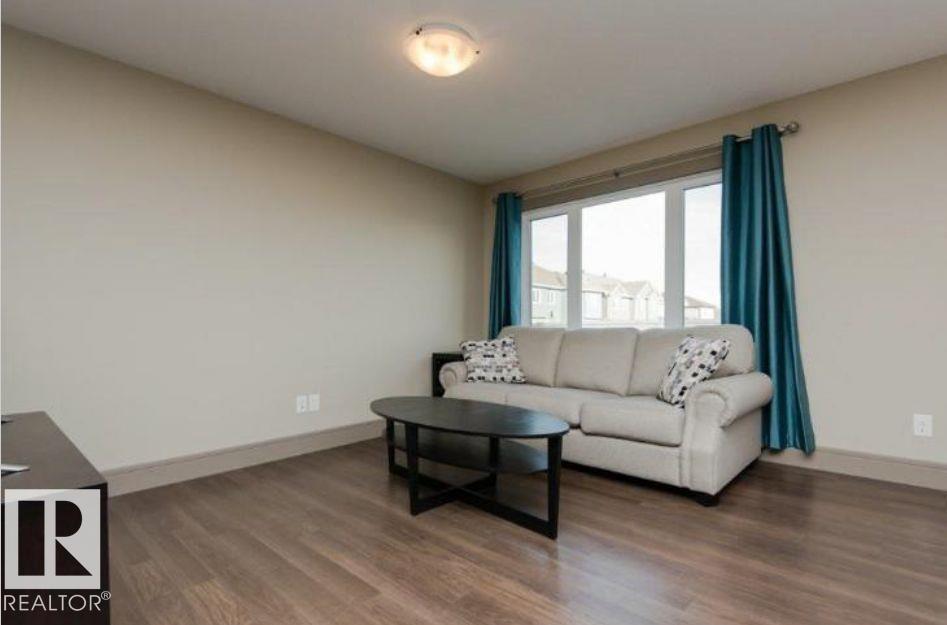 7233 Armour Cr Sw Property Photo 7
