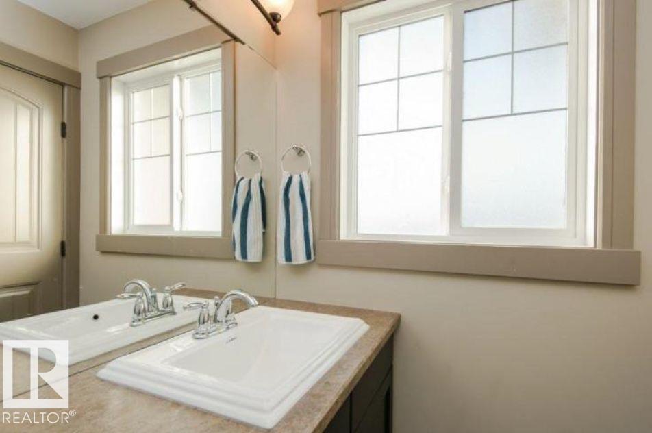 7233 Armour Cr Sw Property Photo 13