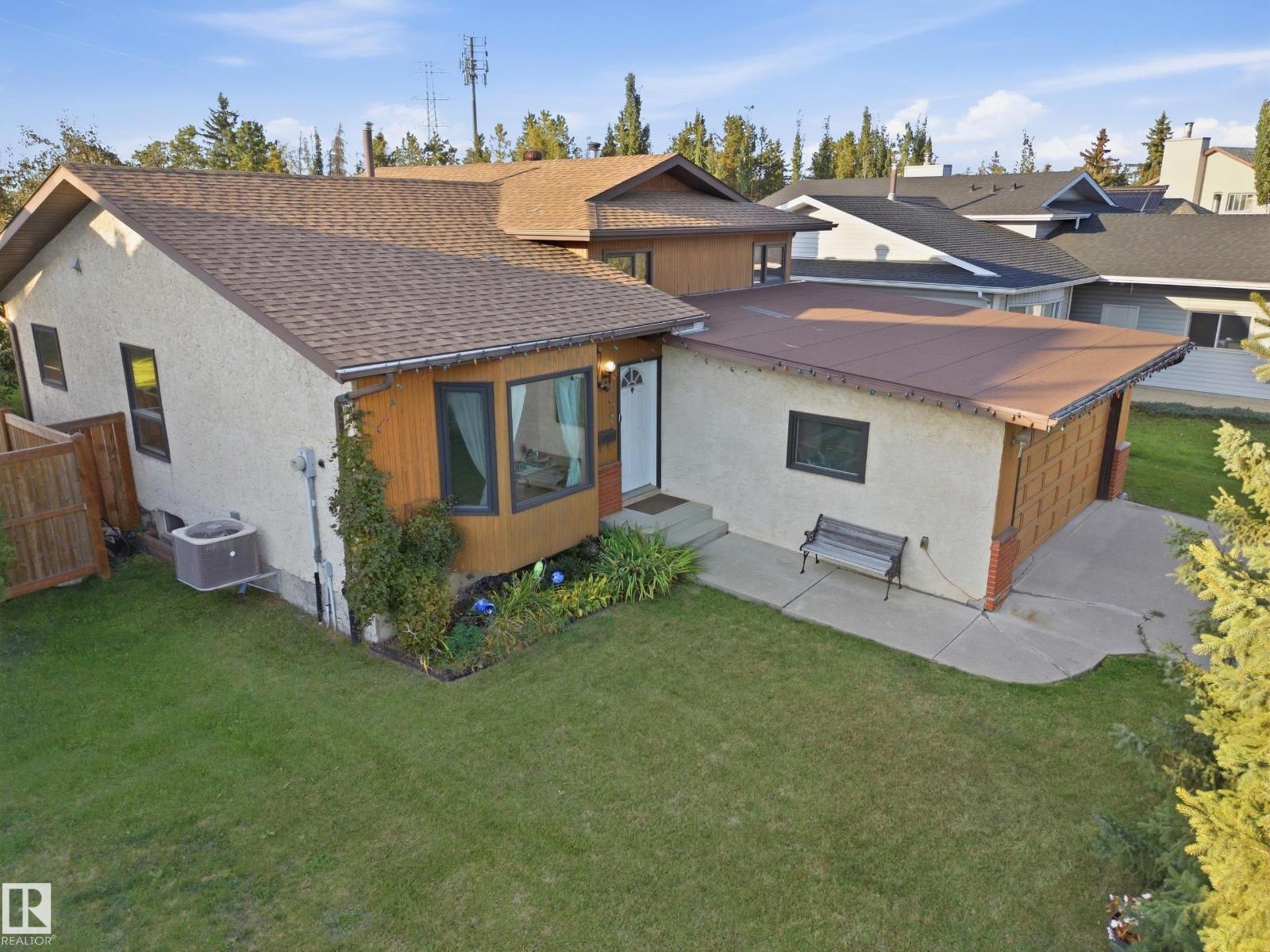 9936 190 St Nw Property Photo 5