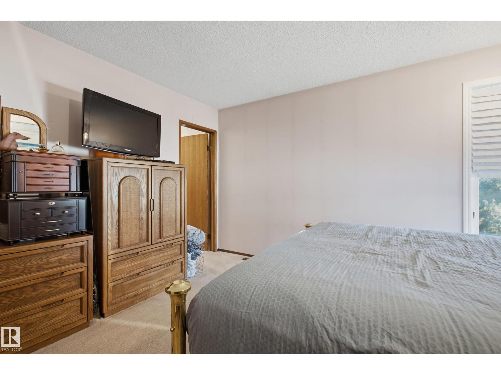 9936 190 St Nw Property Photo 26