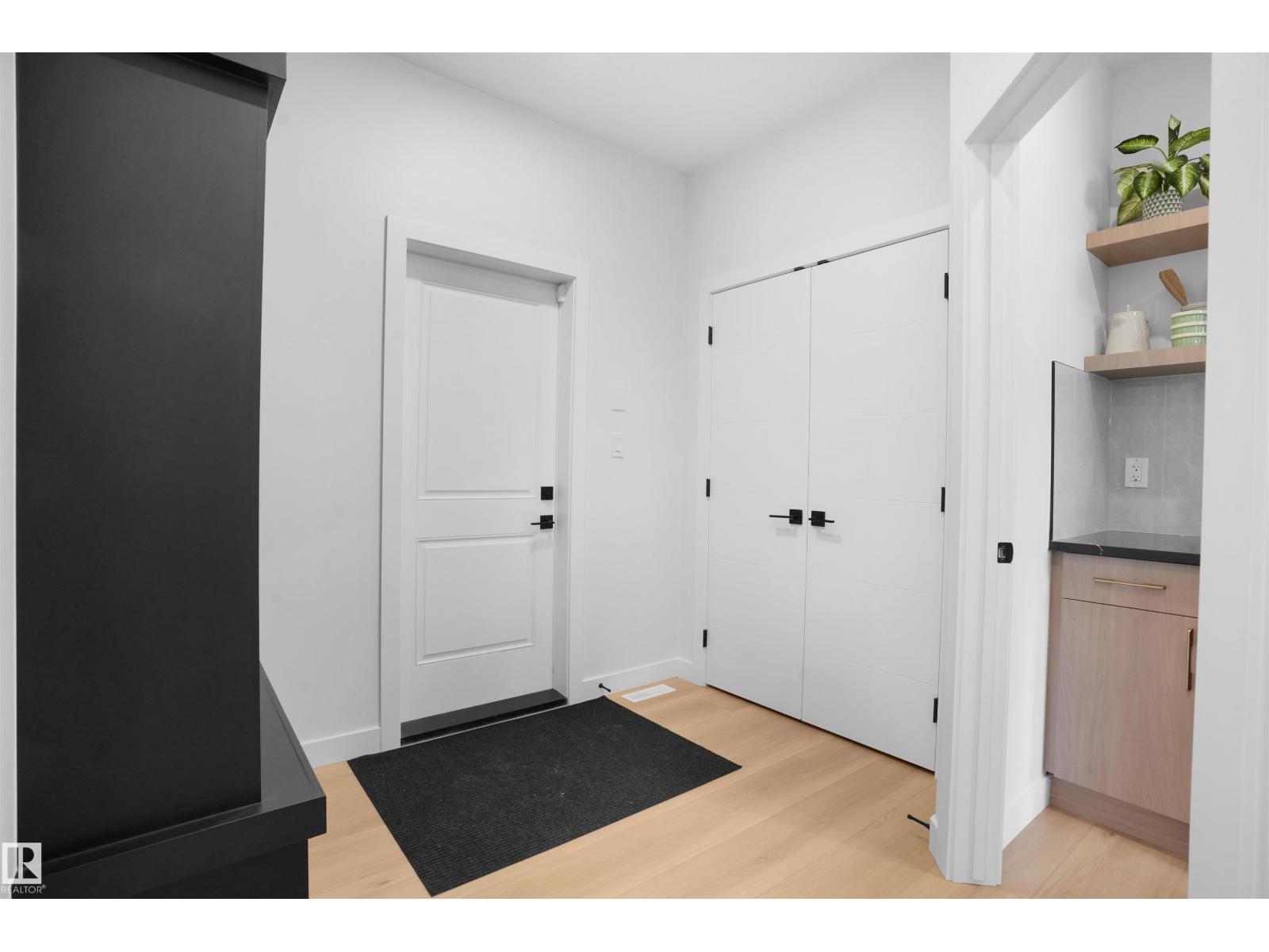 3330 Chickadee Dr Nw Property Photo 4