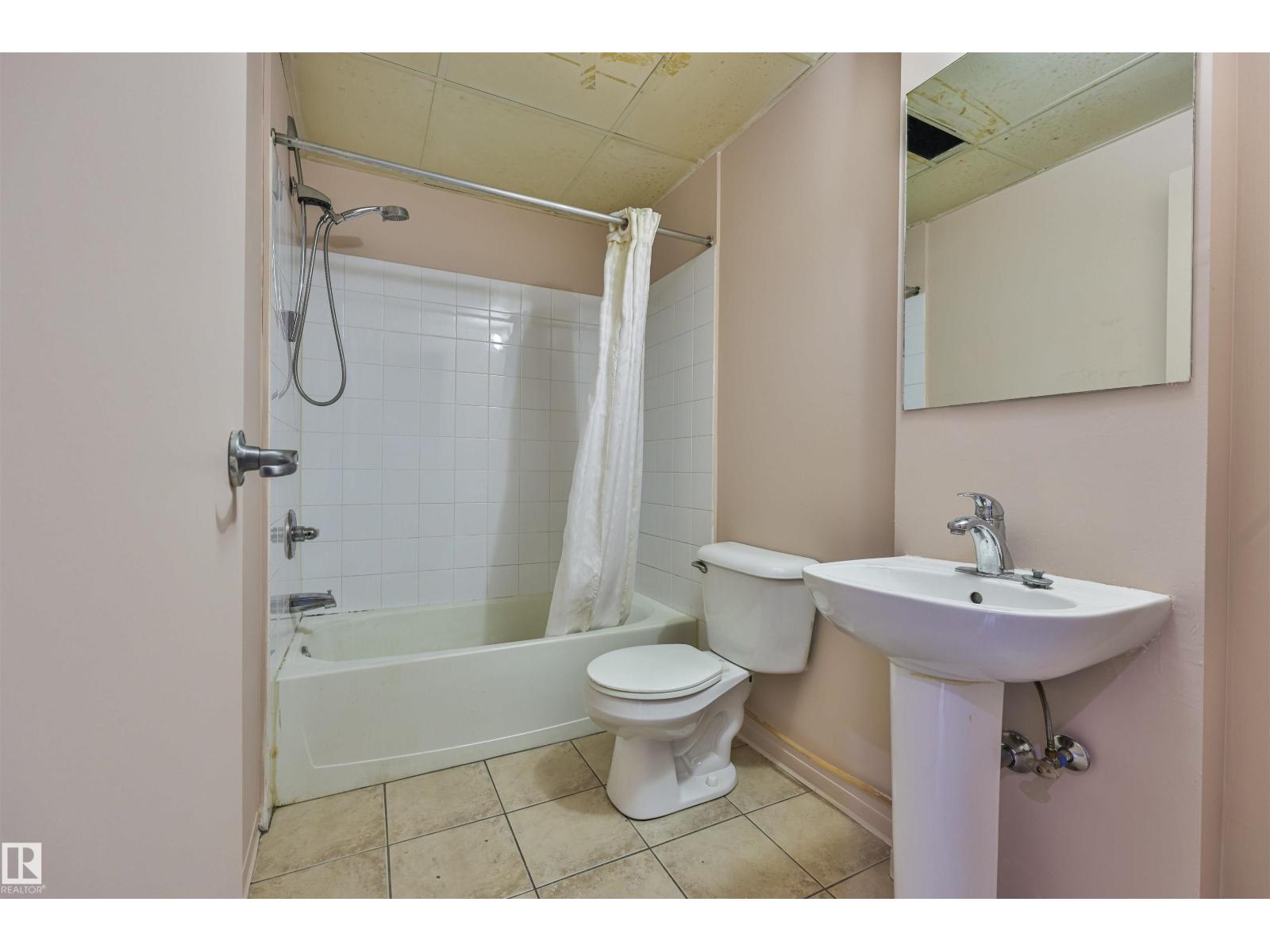 #701 10024 Jasper Av Nw Property Photo 12