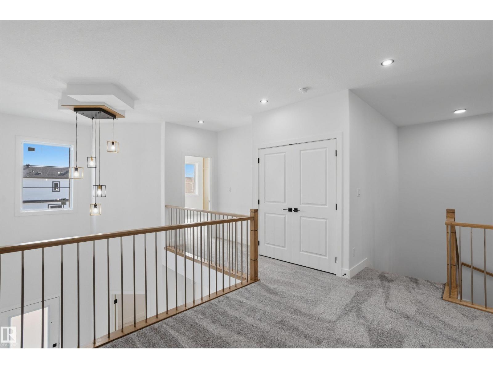 6230 45 Av Property Photo 28