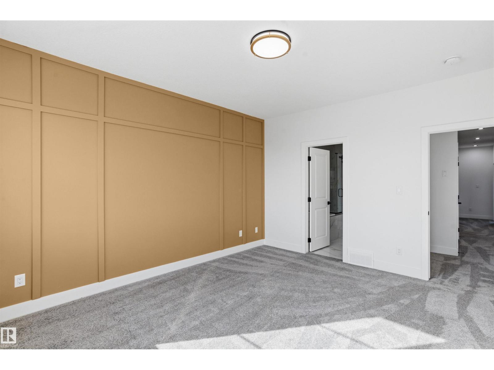 6230 45 Av Property Photo 30