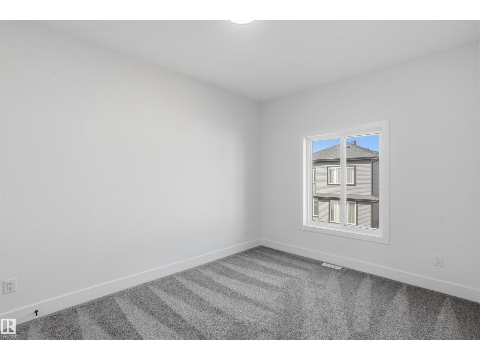 6230 45 Av Property Photo 38