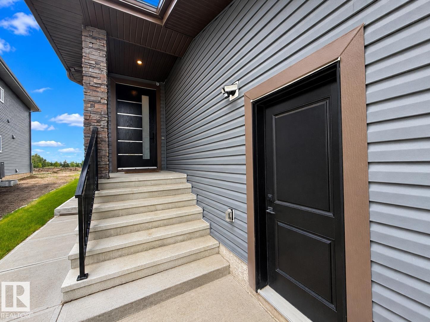 1837 63 Av Ne Property Photo 6