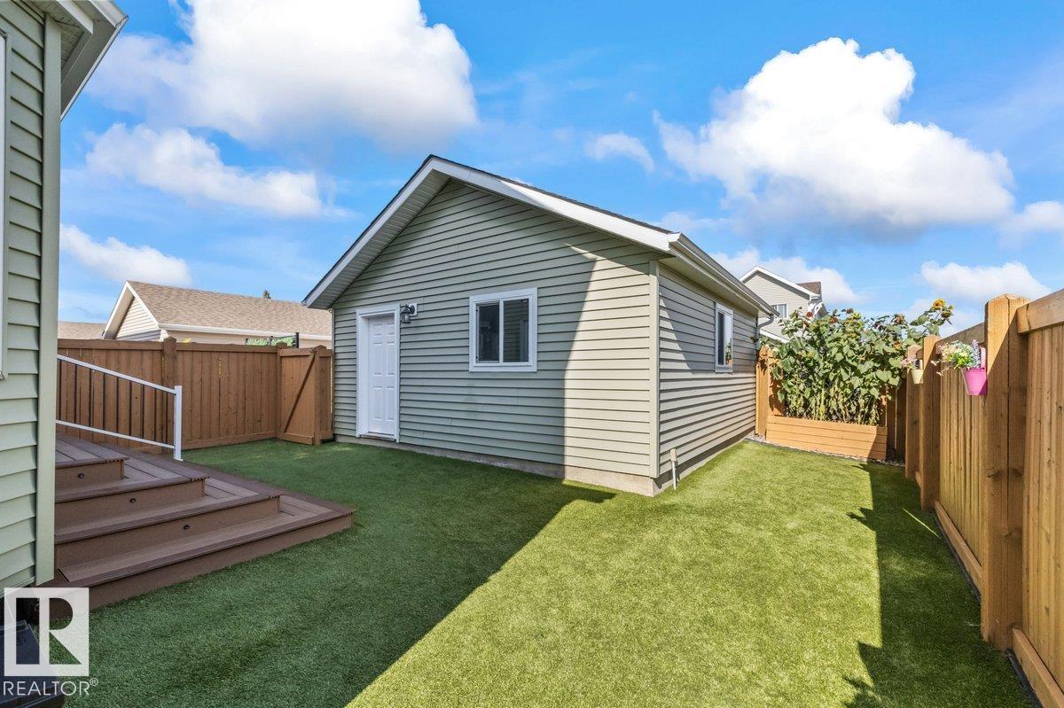 6906 23 Av Sw Property Photo 25