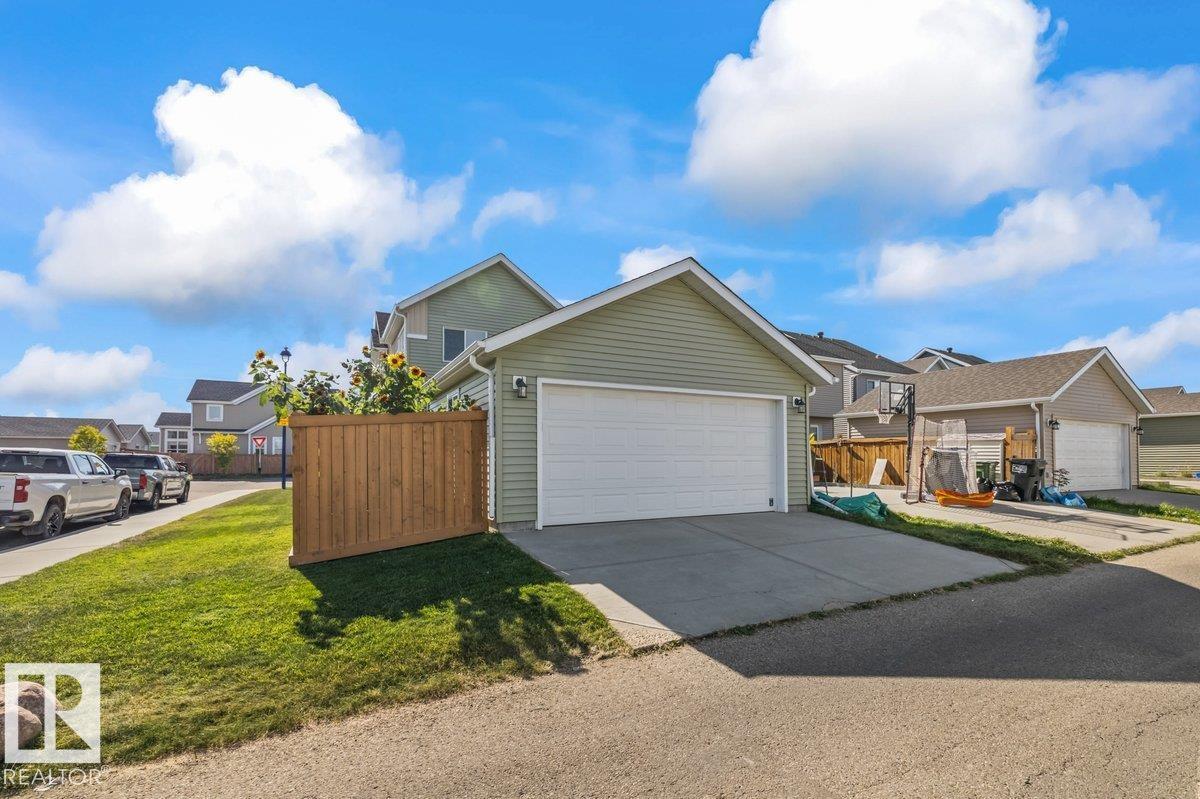 6906 23 Av Sw Property Photo 27