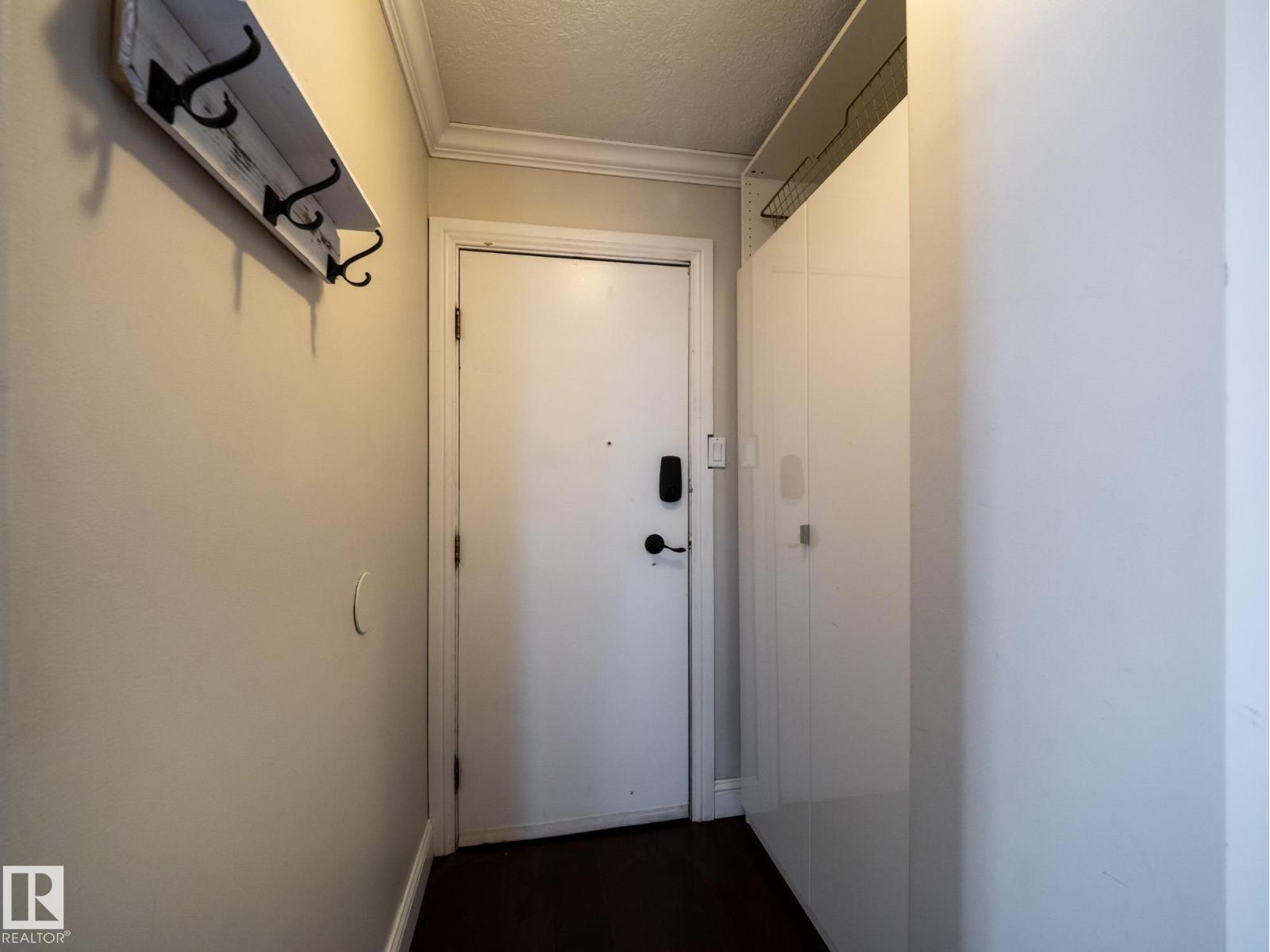 #ph4 9725 106 St Nw Property Photo 10