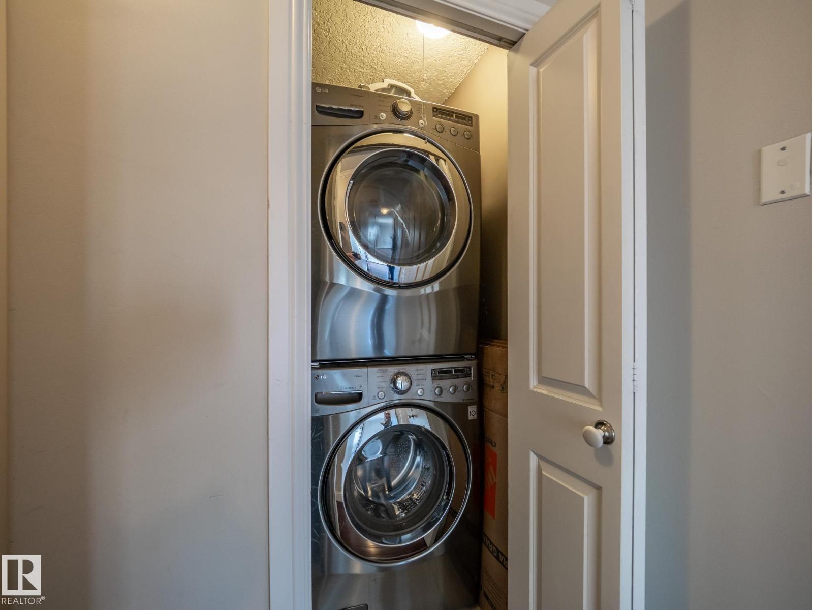 #ph4 9725 106 St Nw Property Photo 11
