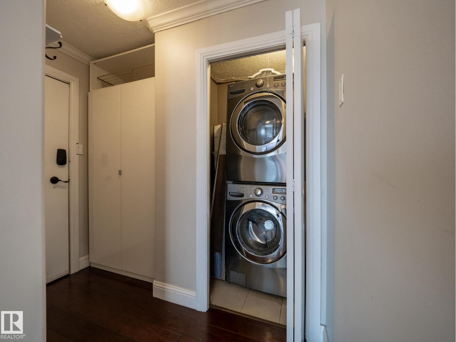 #ph4 9725 106 St Nw Property Photo 12