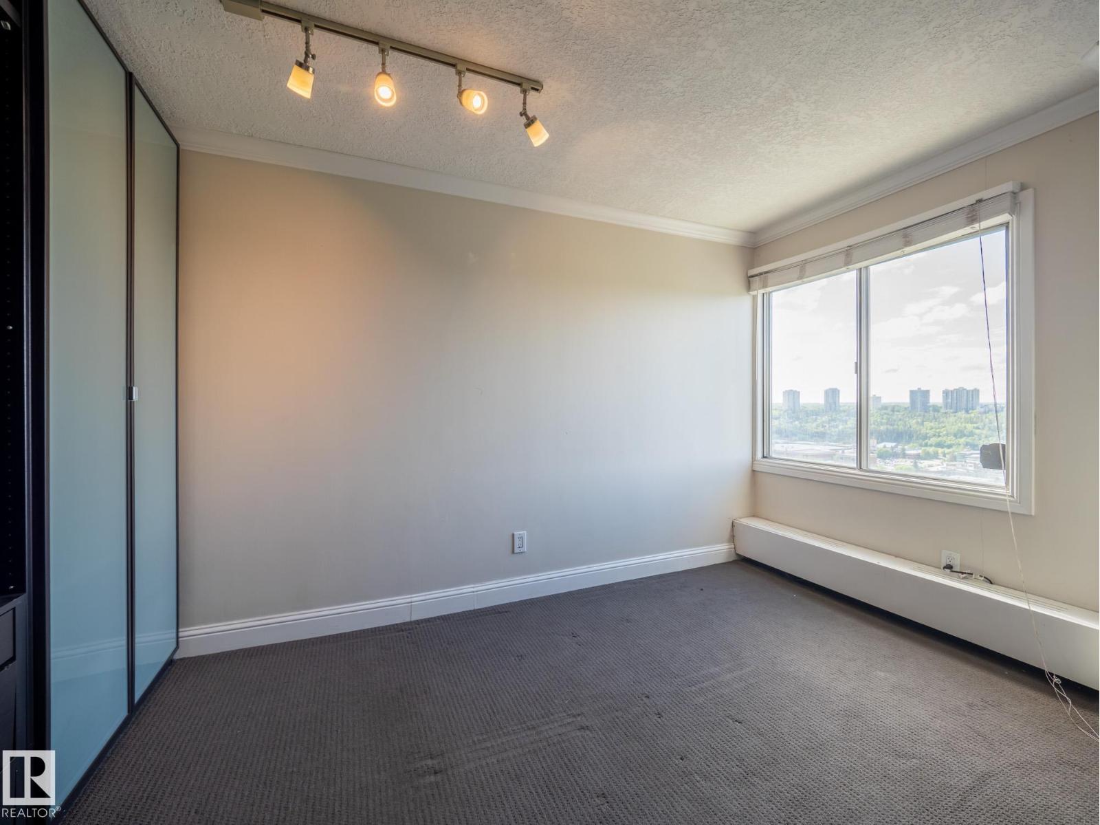 #ph4 9725 106 St Nw Property Photo 14