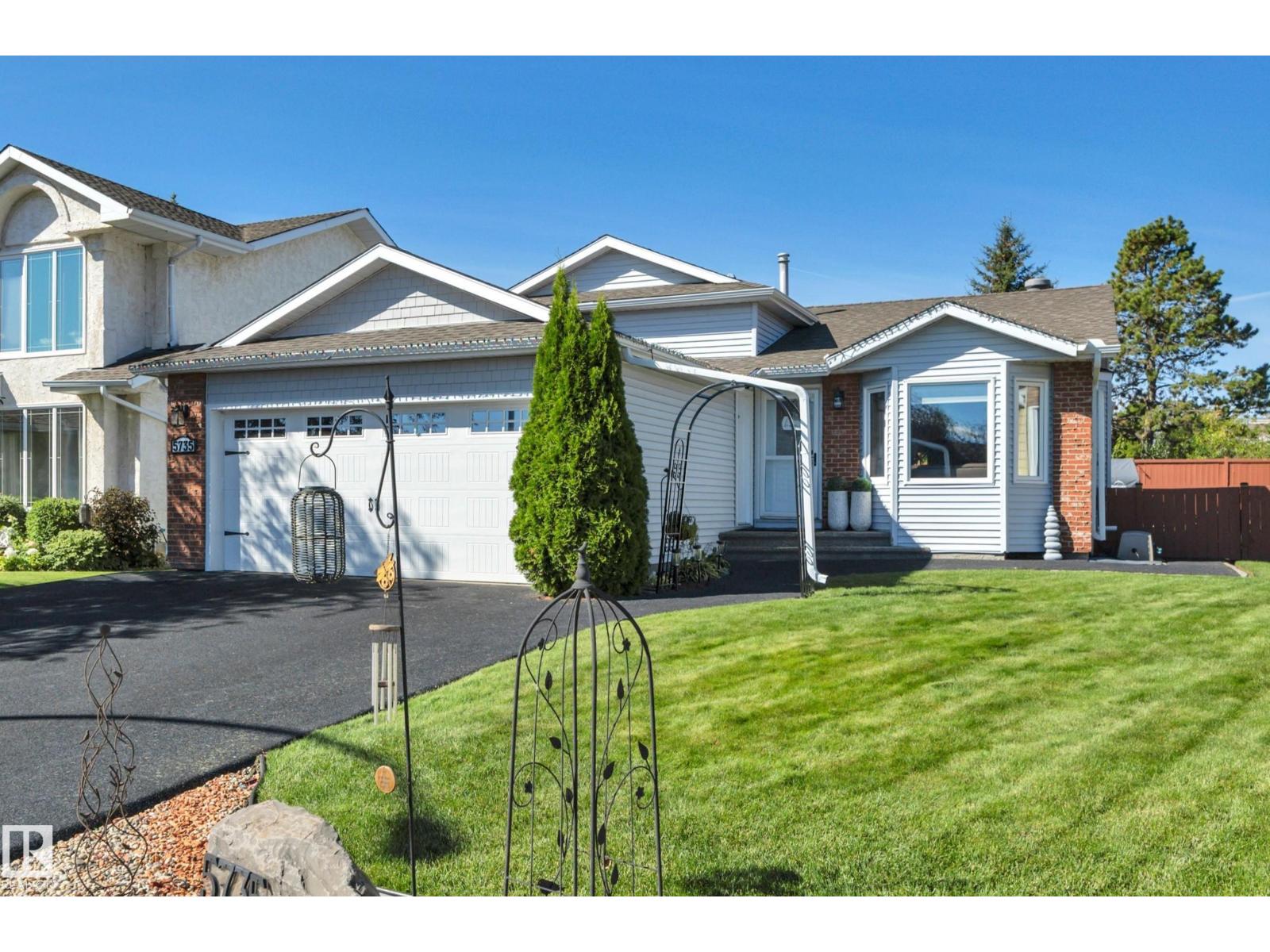 5735 152a Av Nw Property Photo 1