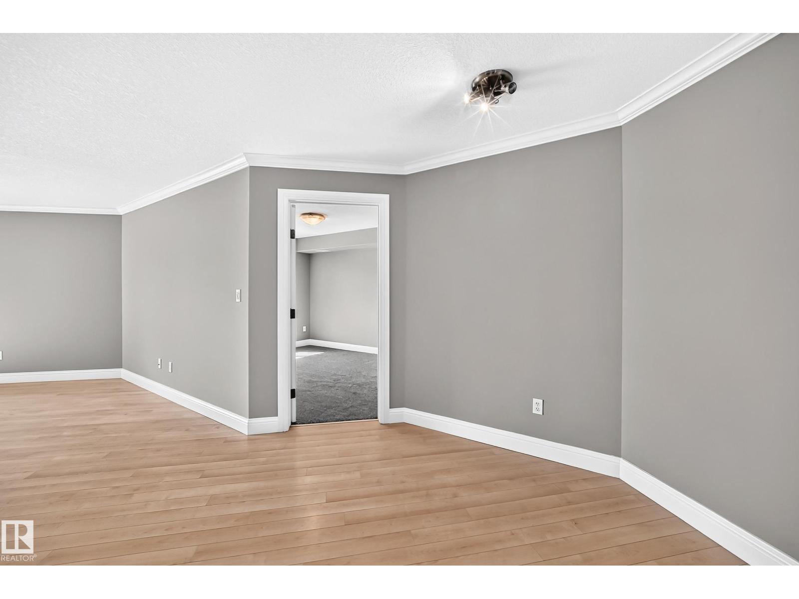 #202 14608 125 St Nw Property Photo 2