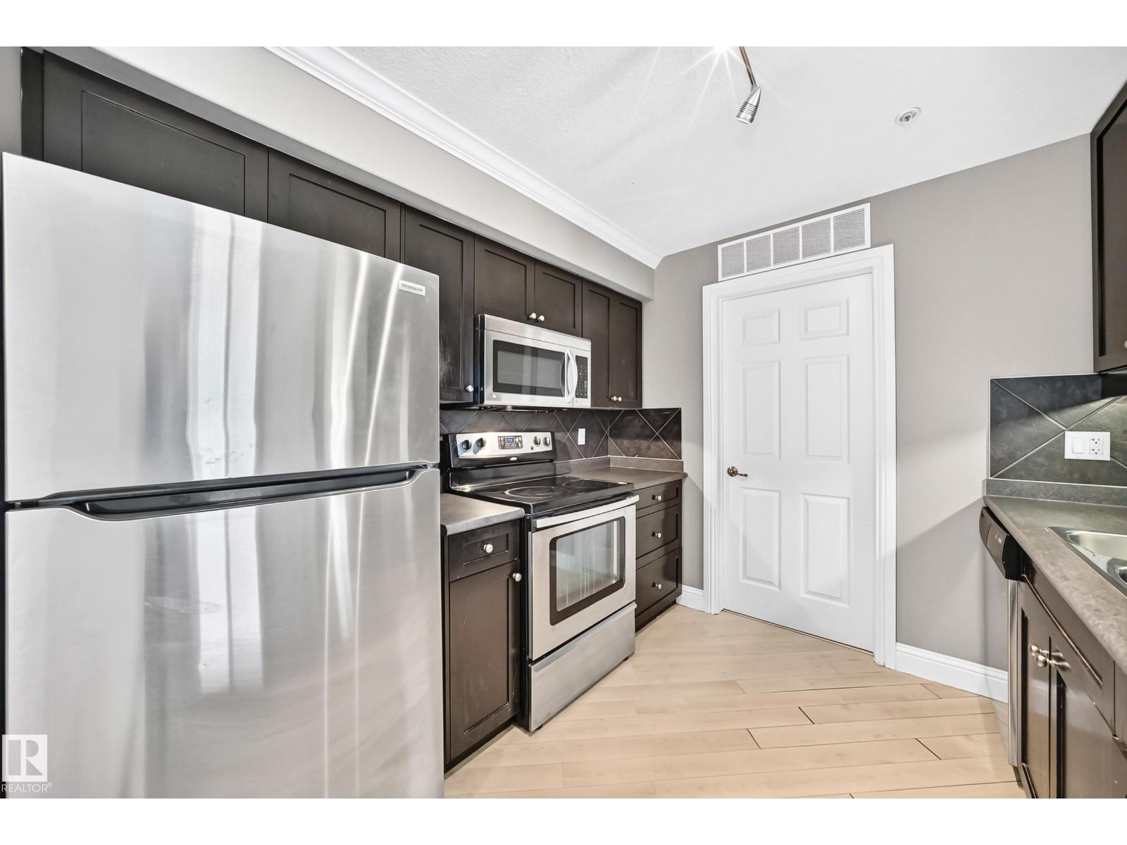 #202 14608 125 St Nw Property Photo 48