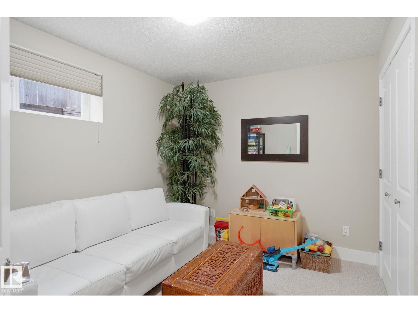 11009 131 St Nw Property Photo 38