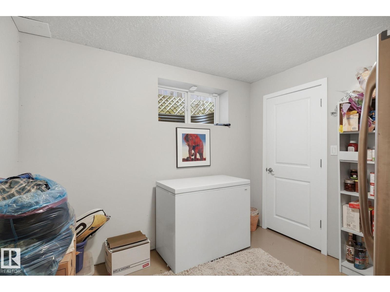 11009 131 St Nw Property Photo 40