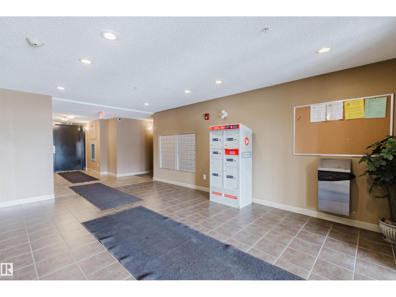 #204 11803 22 Av Sw Property Photo 2