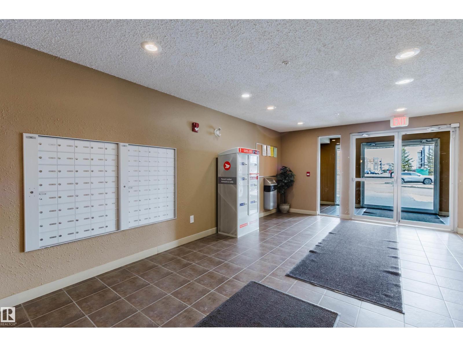 #204 11803 22 Av Sw Property Photo 3
