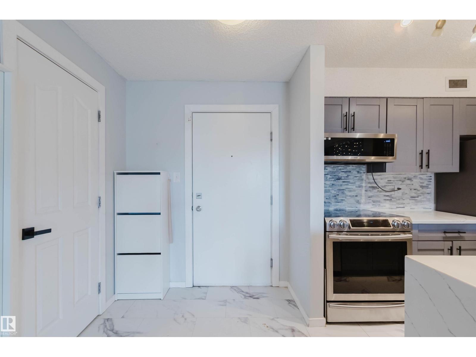 #204 11803 22 Av Sw Property Photo 4